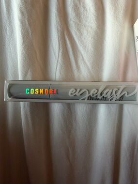 COSNORI Eyelash Serum - White Packaging